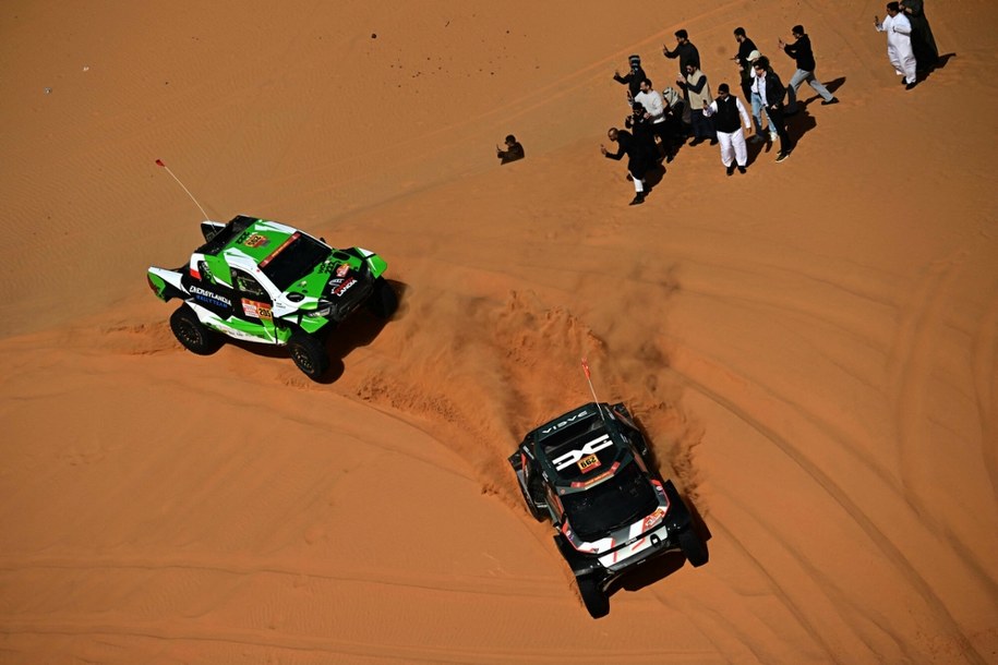 Problemy polskich załóg na ósmym etapie Rajdu Dakar. Eryk Goczał z dużą stratą /GIUSEPPE CACACE/AFP/East News /East News