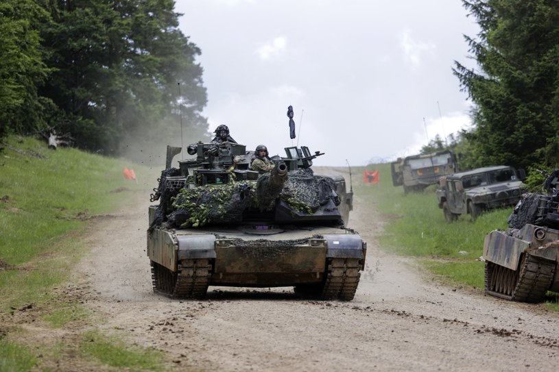 Problemy Ukrainy. Armia wycofuje nowoczesne amerykańskie czołgi