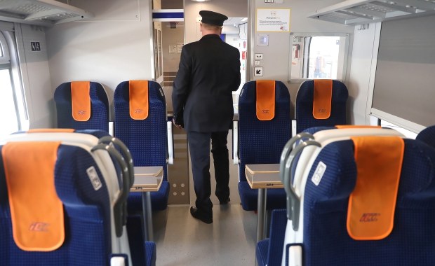 Problemy w pociągu PKP. Wszystkie toalety się zepsuły