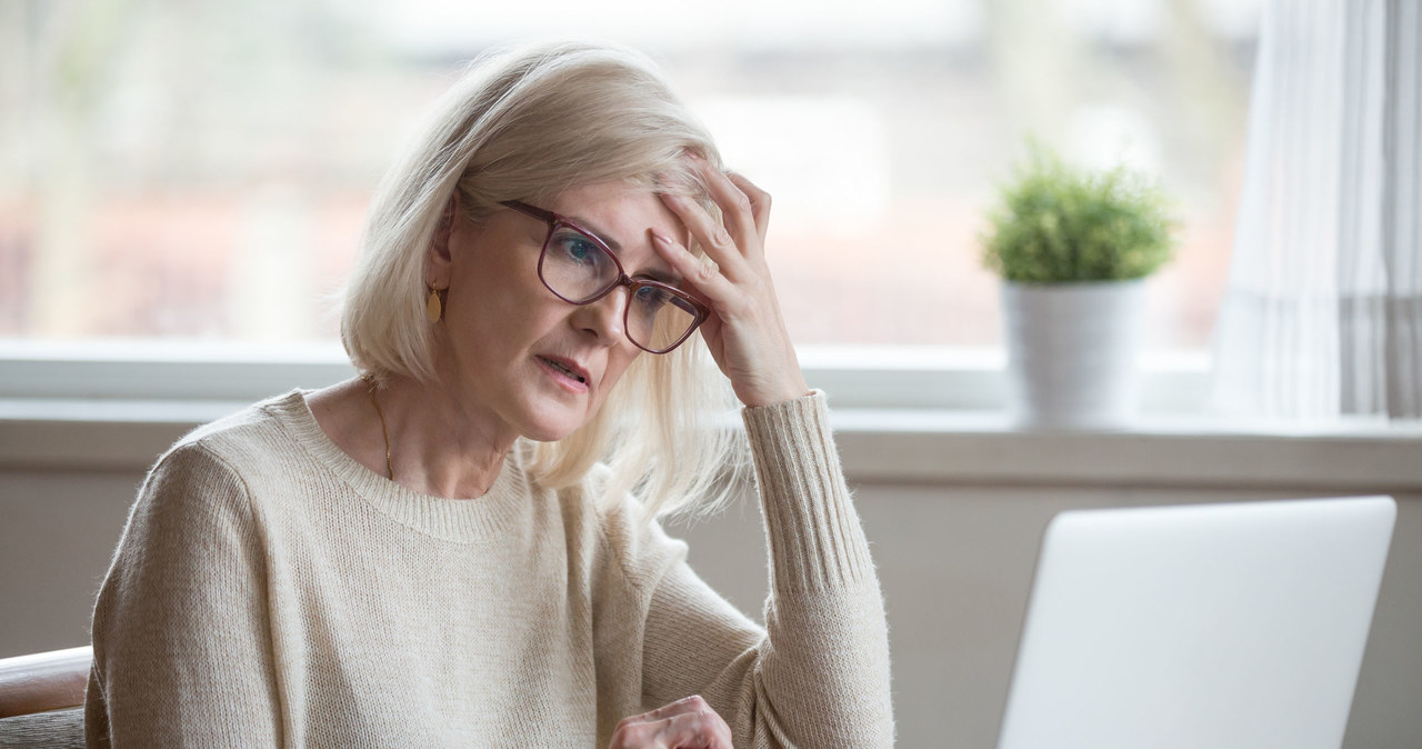 Problemy z pamięcią to często pierwszy symptom choroby Alzheimera /123RF/PICSEL