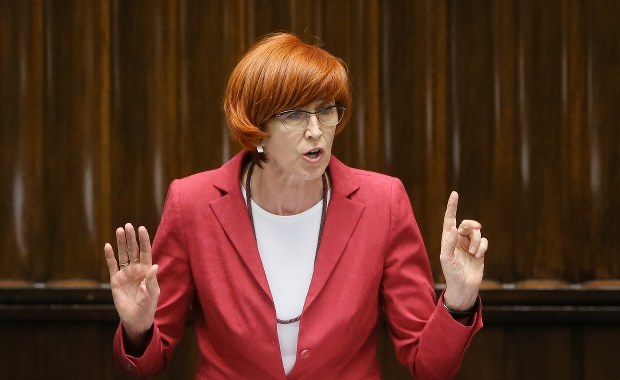 Problemy z programem Rodzina 500+. "Staramy się uśrednić koszt. Na pewno zapłacimy samorządom"