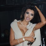 Problemy z sukienką Chloe Khan 