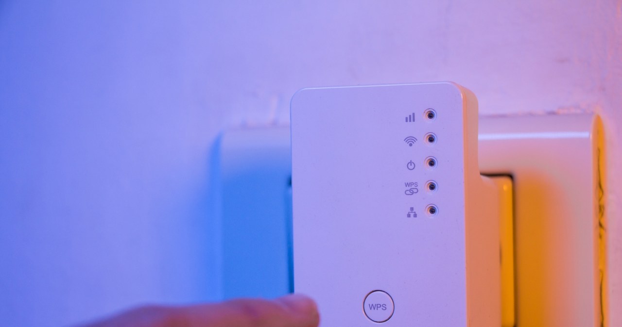 Problemy z Wi-Fi w domu piętrowym? Pomóc może repeater lub dodatkowy router /123RF/PICSEL