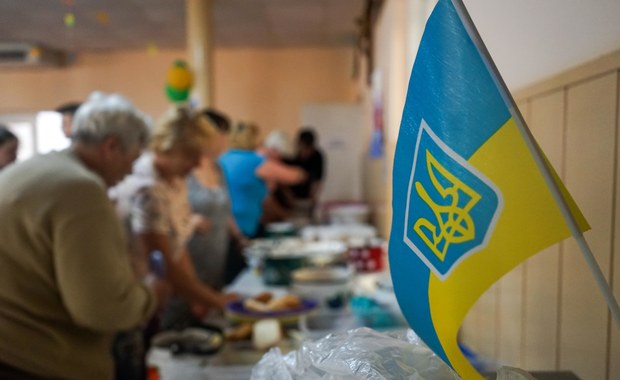 Problemy z wypłatą "40 plus" za kwaterowanie Ukraińców. Samorządy czekają na pieniądze