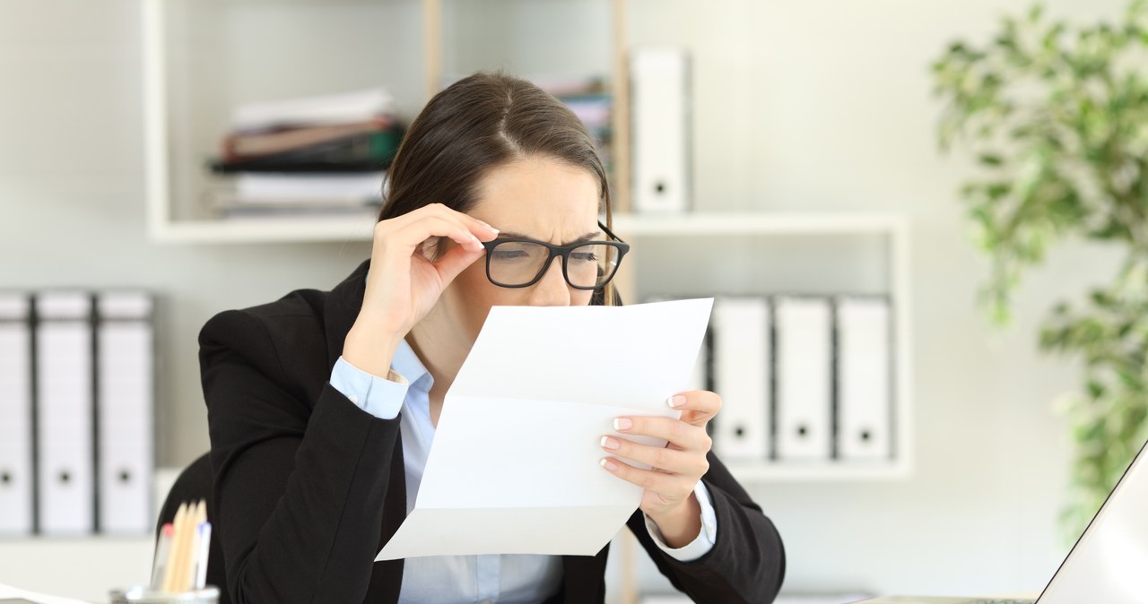 Problemy ze wzrokiem wymagają doboru odpowiednich szkieł /123RF/PICSEL