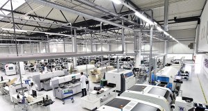 Problemy znanej firmy, pracę straci prawie 200 osób. "To nie są zwolnienia grupowe"