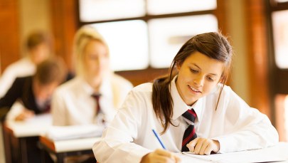 Próbny egzamin ósmoklasisty. Język polski - przykładowe zadania i odpowiedzi