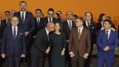 Próbował pocałować szefową niemieckiego MSZ. Chorwacki minister się tłumaczy