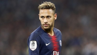 Proces Neymara się opóźni, grozi mu sześć lat więzienia