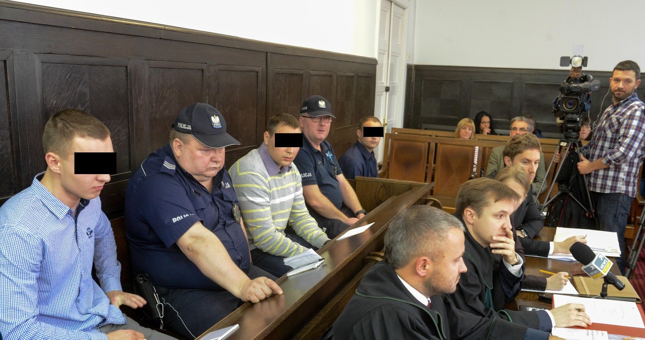 Proces trzech mężczyzn , oskarżonych o śmierci rowerzysty w Pabianicach /Fot. Piotr Kamionka /Reporter
