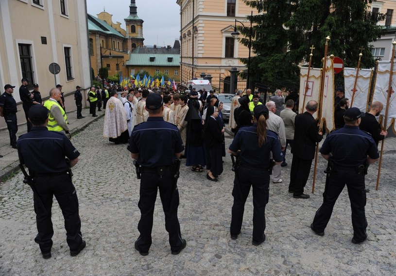 Procesja grekokatolików w Przemyślu /Lukasz Solski/ /East News