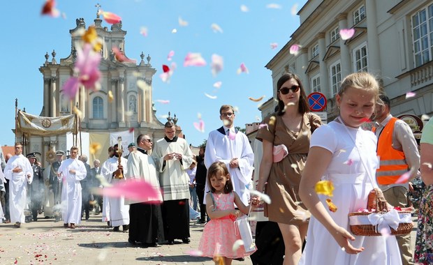 Procesje w Warszawie. Sprawdź, gdzie będą utrudnienia