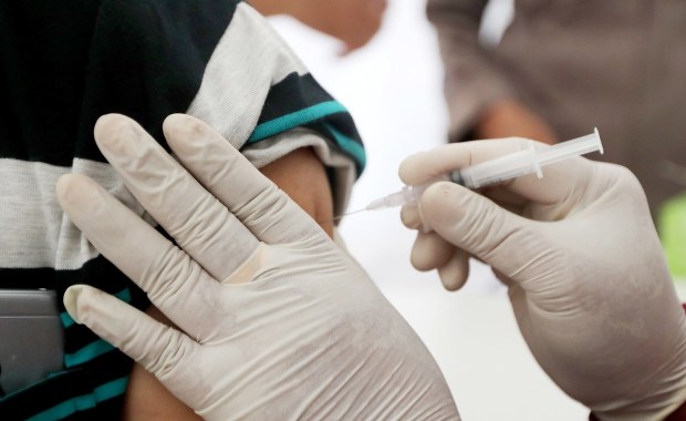 Produkcja szczepionek przeciw Covid-19 w Polsce możliwa jeszcze w tym roku