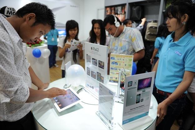 Produkcja tabletów z 3G stanie się w przyszłości nieopłacalna? /AFP