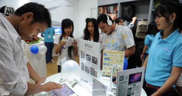 Produkcja tabletów z 3G stanie się w przyszłości nieopłacalna? /AFP