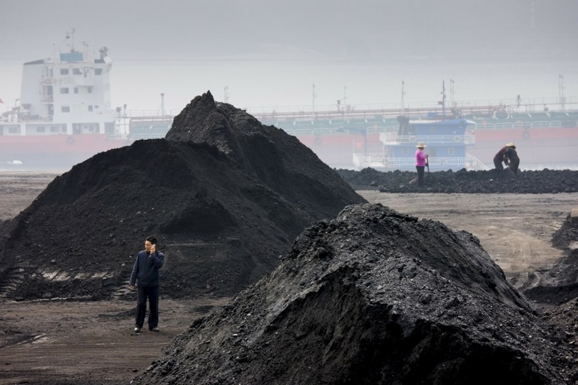 Produkcja węgla w Chinach. Średnie dzienne wydobycie wyniosło 13,36 mln ton /Tim Graham/Robert Harding /East News