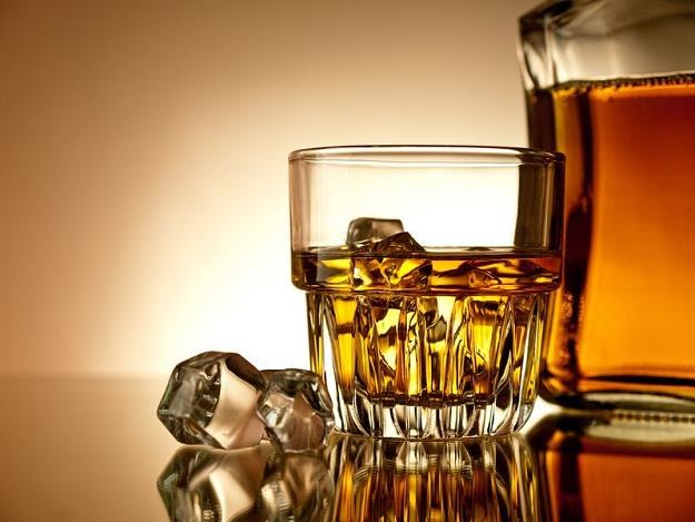 Produkcja whisky rośnie już na całym świecie /&copy;123RF/PICSEL