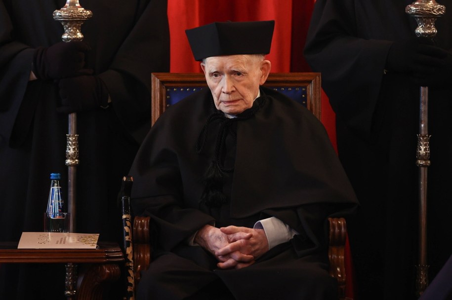 Prof. Adam Strzembosz na zdj. z 2024 r. /Łukasz Gagulski  /PAP