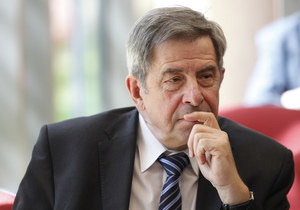 Prof. Andrzej Zoll: Zmiany w Kodeksie wyborczym to skandal i konstytucyjne przestępstwo