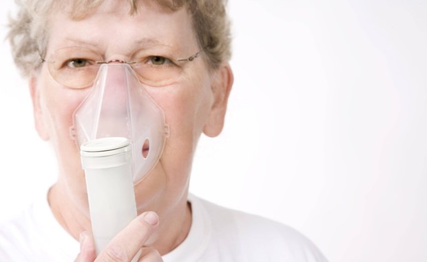 Prof. Czarnobilska ostrzega astmatyków: "Samowolne odstawienie leków bardzo niebezpieczne"