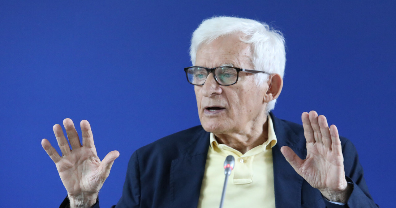 Prof. Jerzy Buzek /Tomasz Jastrzębowski /Reporter