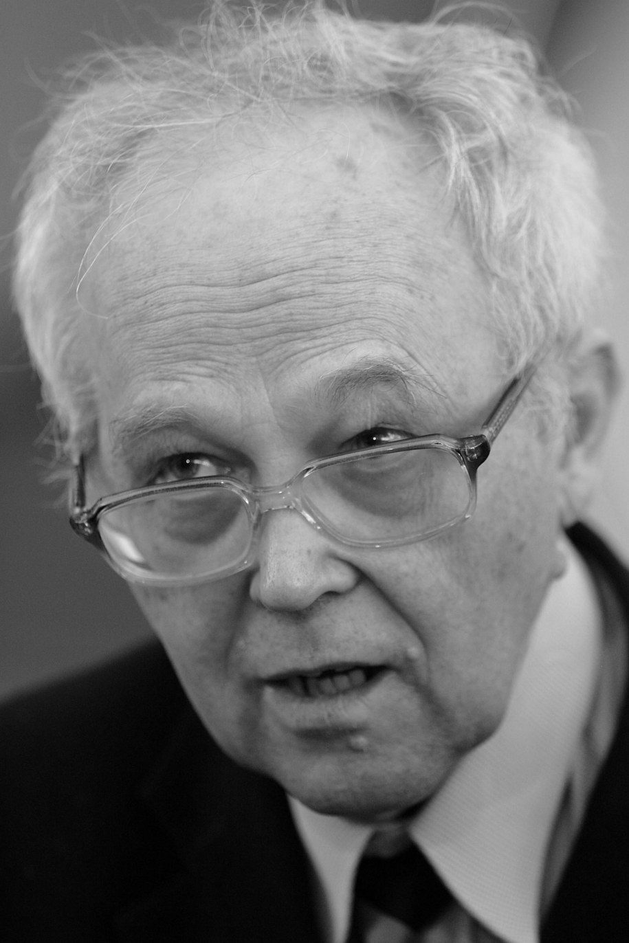 Prof. Piotr Winczorek /Paweł Kula /PAP