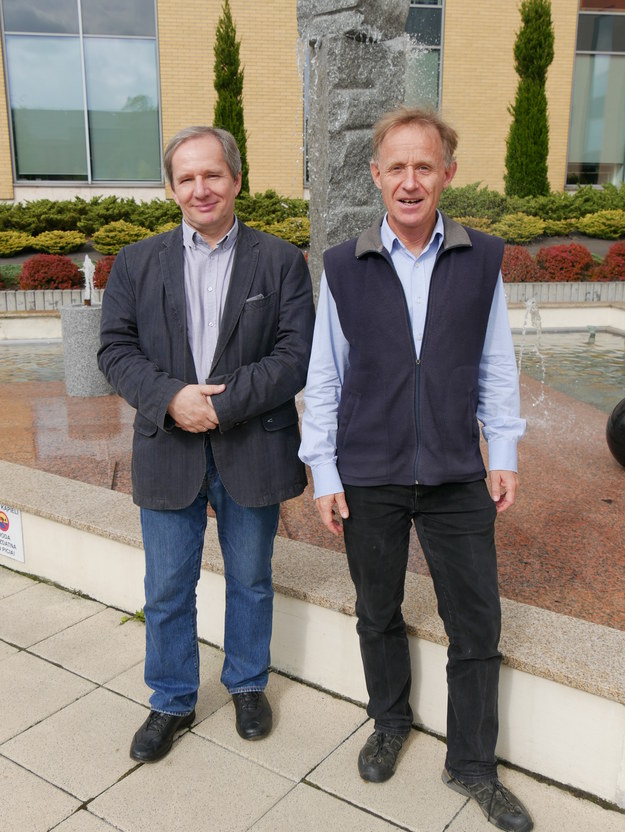 Prof. Wojciech Słomczyński (po lewej) i prof. Karol Życzkowski (po prawej) /Grzegorz Jasiński /RMF FM