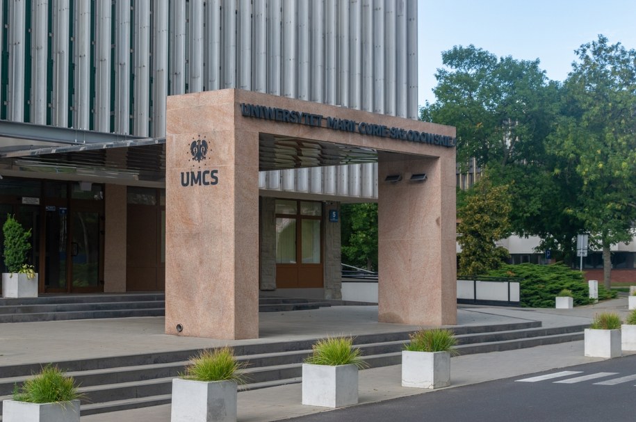 Profesor UMCS zawieszony. Toczą się wobec niego postępowania dyscyplinarne i karne /Shutterstock