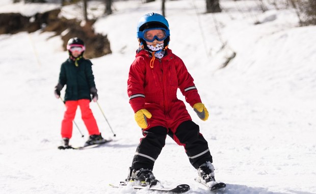 Prognoza pogody na ferie 2026. Sprawdź, czy warto już ostrzyć łyżwy i wyciągać narty