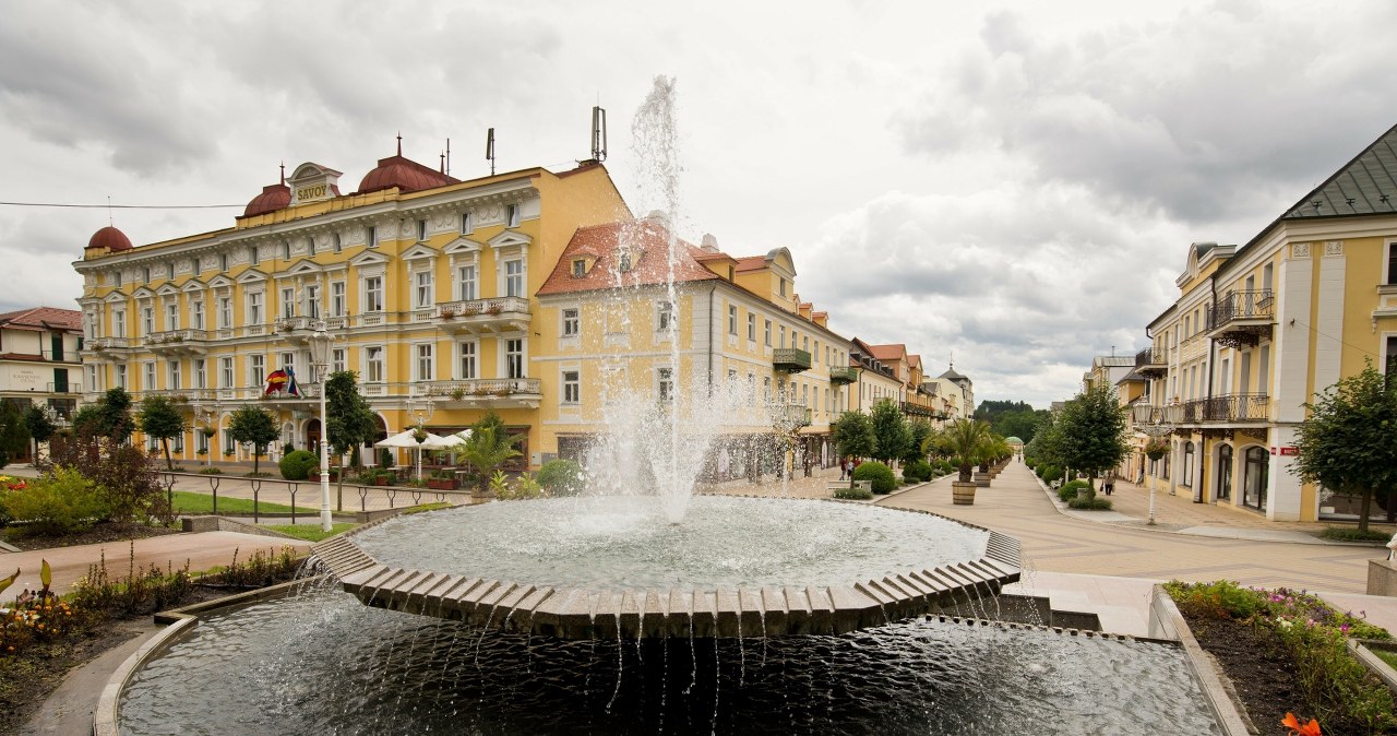 Program OPEN POLSKA funkcjonuje w wybranych hotelach w czterech czeskich uzdrowiskach: Franciszkowe Łaźnie (na zdjęciu), Mariańskie Łaźnie, Karlowe Wary oraz Jáchymov /East News