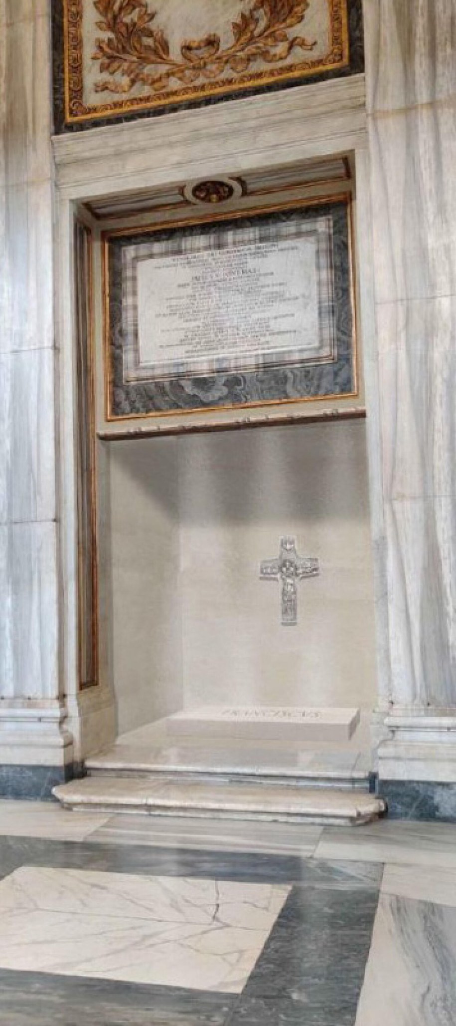 Projekt nagrobka papieża Franciszka /PAP/EPA