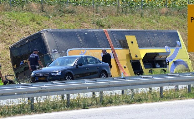 Prokuratura w Poznaniu wszczęła śledztwo ws. wypadku polskiego autokaru w Serbii