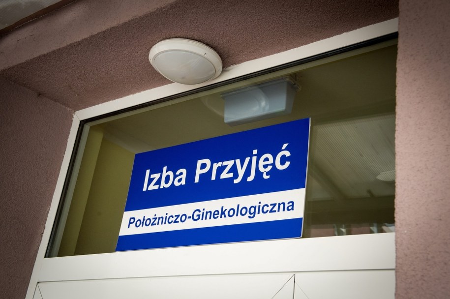 Dziecko zmarło, bo lekarze spóźnili się z "cesarką"?