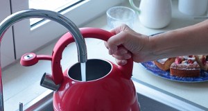 Prokuratura wszczyna śledztwo ws. skażonej wody w Olecku