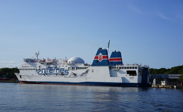 ​Prom z Gdańska do Szwecji z poważną awarią. Musiał zawrócić