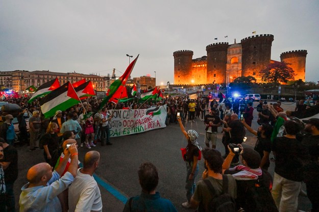 Propalestyńska demonstracja w Neapolu /CIRO FUSCO /PAP/EPA