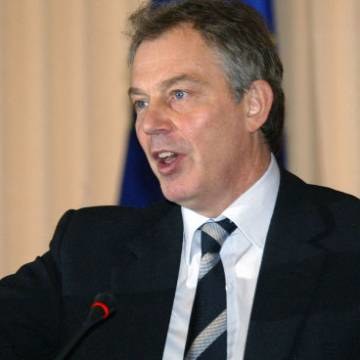 Propozycje Blaira oznaczają mniej pieniędzy dla Polski /AFP