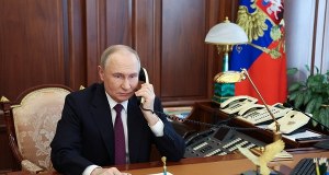 "Propozycje są na stole". Pieskow o kulisach rozmów Putina z Trumpem