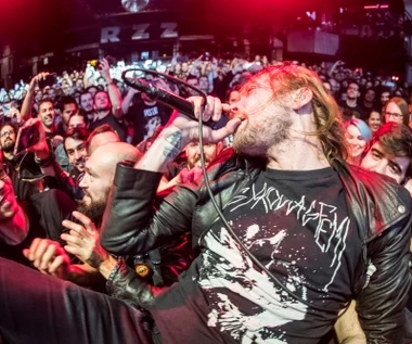 Prorocy z Kvelertak: Zobacz teledysk "Crack Of Doom"