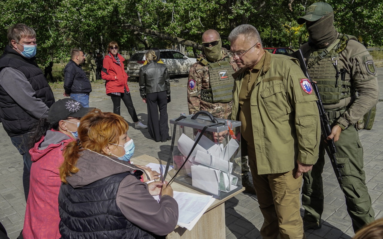 Prorosyjskie władze podały wyniki pseudoreferendów w Ukrainie. "Głosów więcej niż mieszkańców"