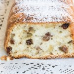 Prościutka babka z foremki na Wielkanoc. Cytrynowy smak i bogate wnętrze 