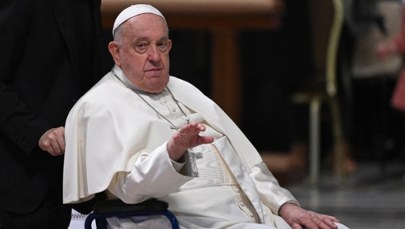 ​Prosta, drewniana trumna, bez katafalku. Tak będzie wyglądał pogrzeb papieża