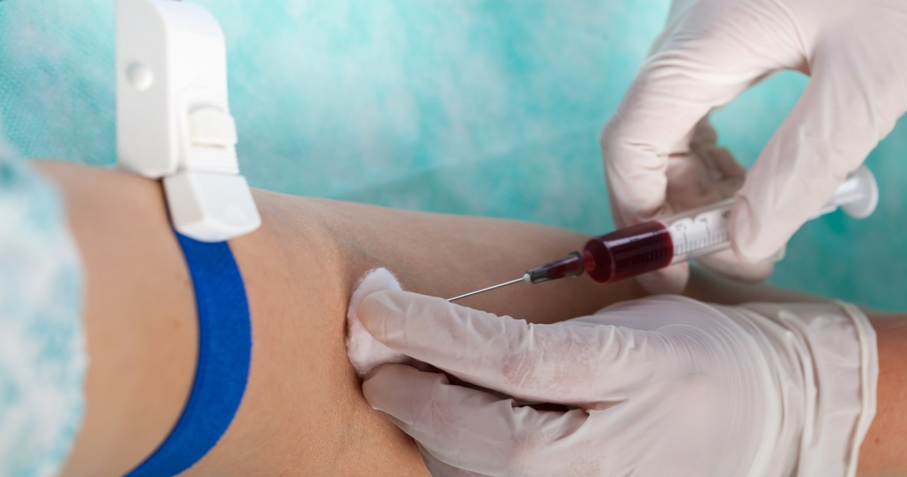 Proste badanie krwi może ułatwić diagnostykę groźnych nowotworów /123RF/PICSEL