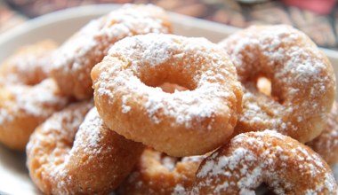 Proste do zrobienia, a takie pyszne. Oponki hiszpańskie są puszyste i lekkie