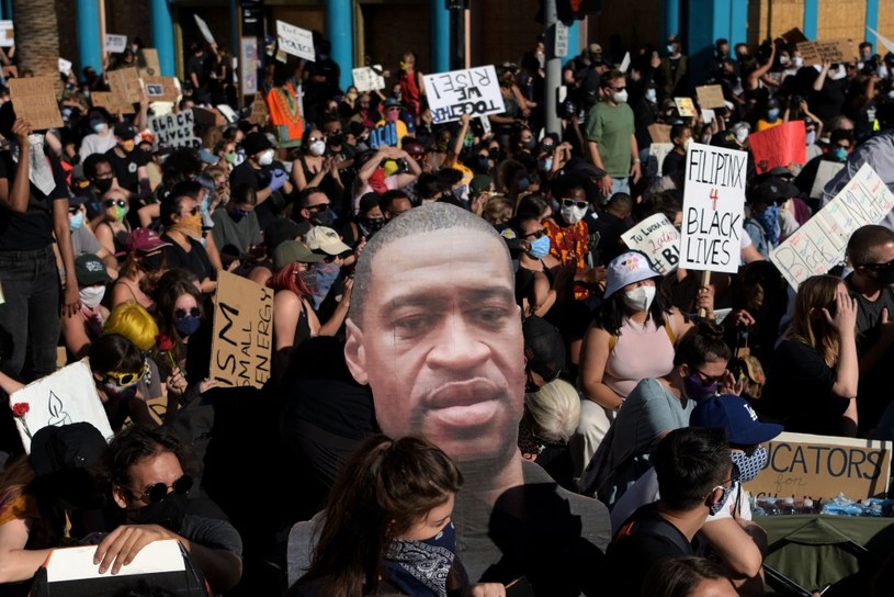 Protest rallies in Minneapolis after the death of George Floyd / AFP