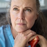 Prosty sposób na "oczyszczanie mózgu". To przełomowe odkrycie w profilaktyce choroby Alzheimera