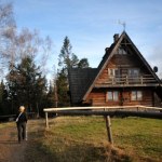 Prosty szlak na jesień w Gorcach. Spacerowa trasa i schronisko na szczycie