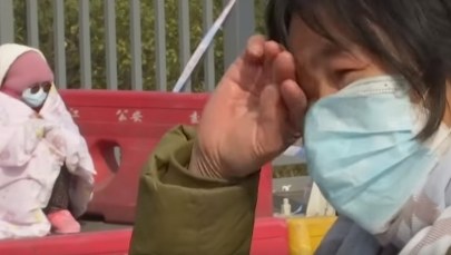 "Proszę, przepuście ją". Błagalny płacz matki, która z chorą na białaczkę córką utknęła na blokadzie