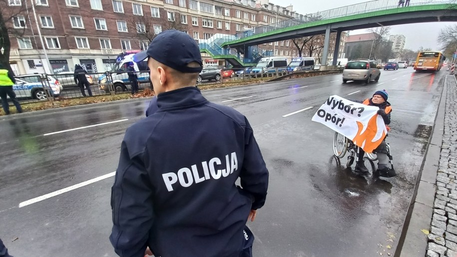 Protest aktywistów Ostatniego Pokolenia w Warszawie /Przemysław Mzyk /RMF MAXX