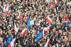 Protest "w obronie demokracji" na Placu Solnym we Wrocławiu